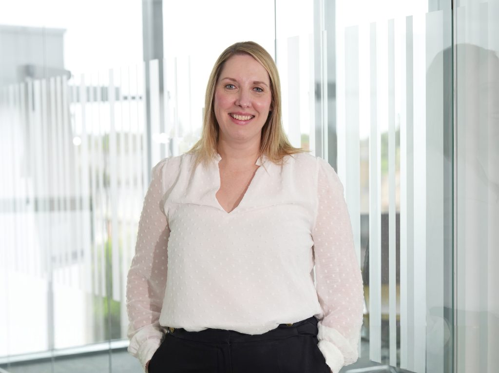 Photo of Lisa King